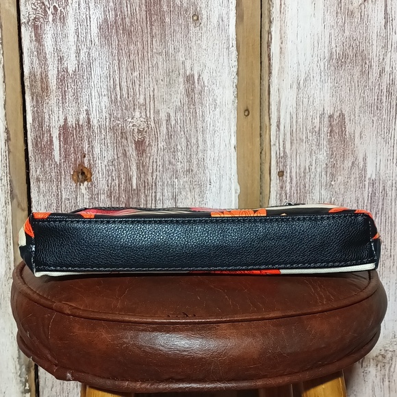 2 items! Sakroots crossbody & wallet vibrant floral pattern pops - Picture 16 of 16